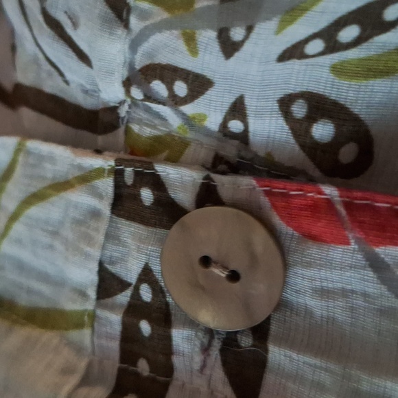 Drapers & Damon's Rayon Button Down Shirt , Size Large - Picture 9 of 9